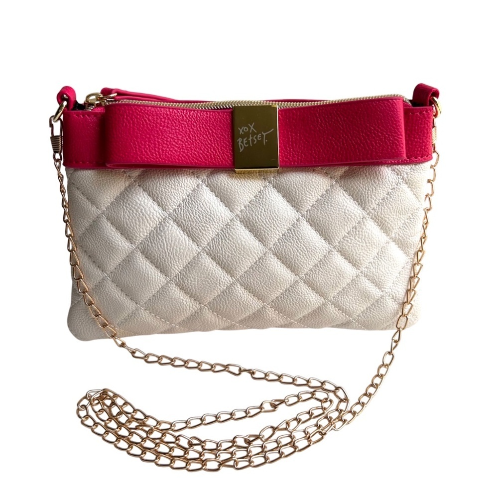 Betsey Johnson Quilted Crossbody Clutch Bag with Bow